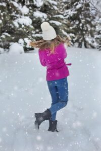 雪遊びを楽しむ幼児のためのインナー選び方は？